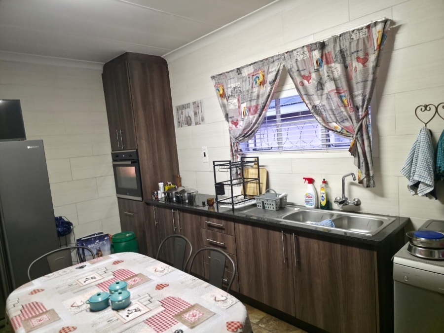 3 Bedroom Property for Sale in Oos Einde North West